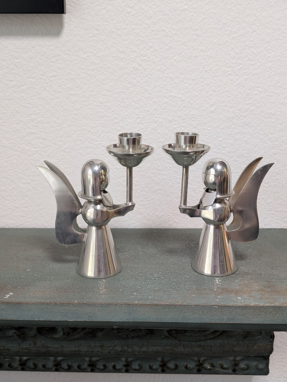 2 Vtg Angel Candle Holders Wisna Indonesia Pura Banka Tin Hammered Silver Pewter